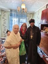Поздравление пожилых прихожан