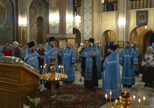 Вечерня Покрова